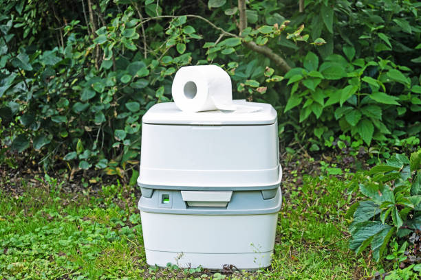 Portable bathroom rental in Taylor, MI