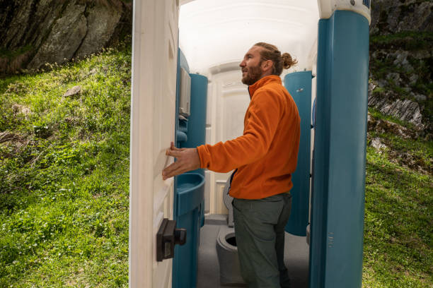 Best Portable bathroom rental  in Taylor, MI